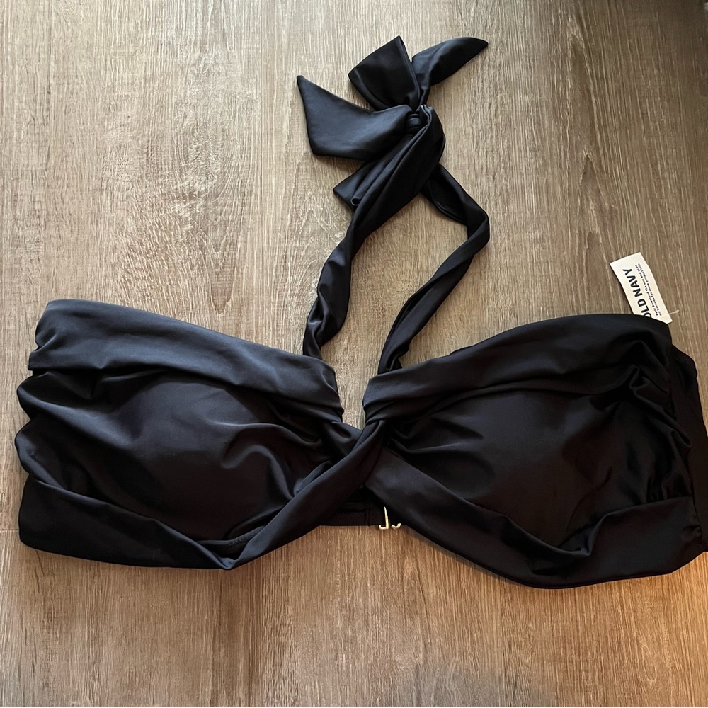 NWT Old Navy Twist Knot Halter Swim Top Black Jack